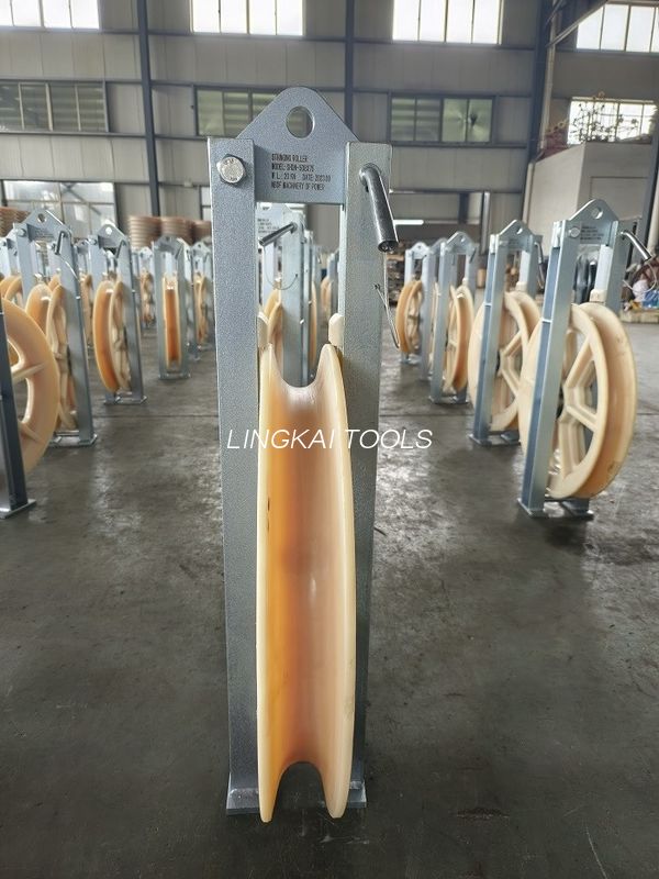 660mm Diameter Bundled Condcutor Pulley Stringing Block With Nylon ...